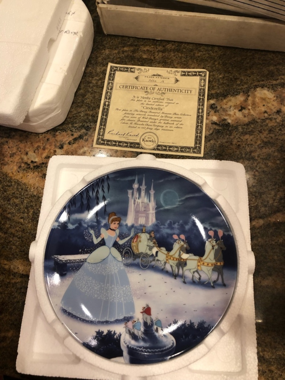 Knowles Disney Treasured Moments Cinderella Plate. First issue. COA + box.